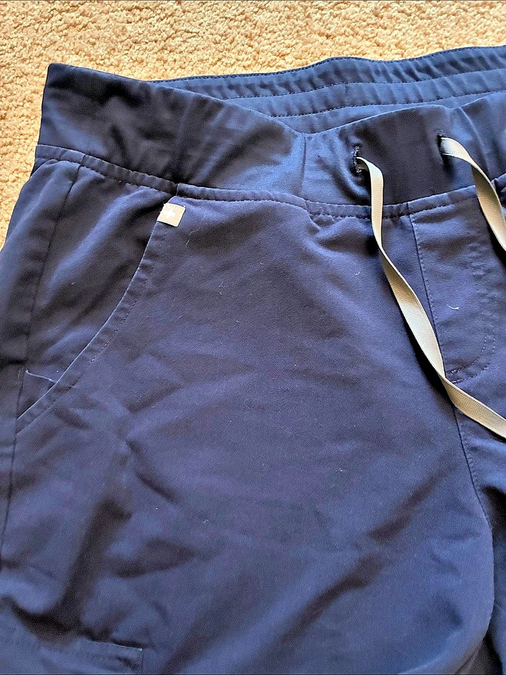 FIGS Technical Collection scrub pants Jogger Scrub Pants in Blue Size Medium/T - Picture 5 of 8